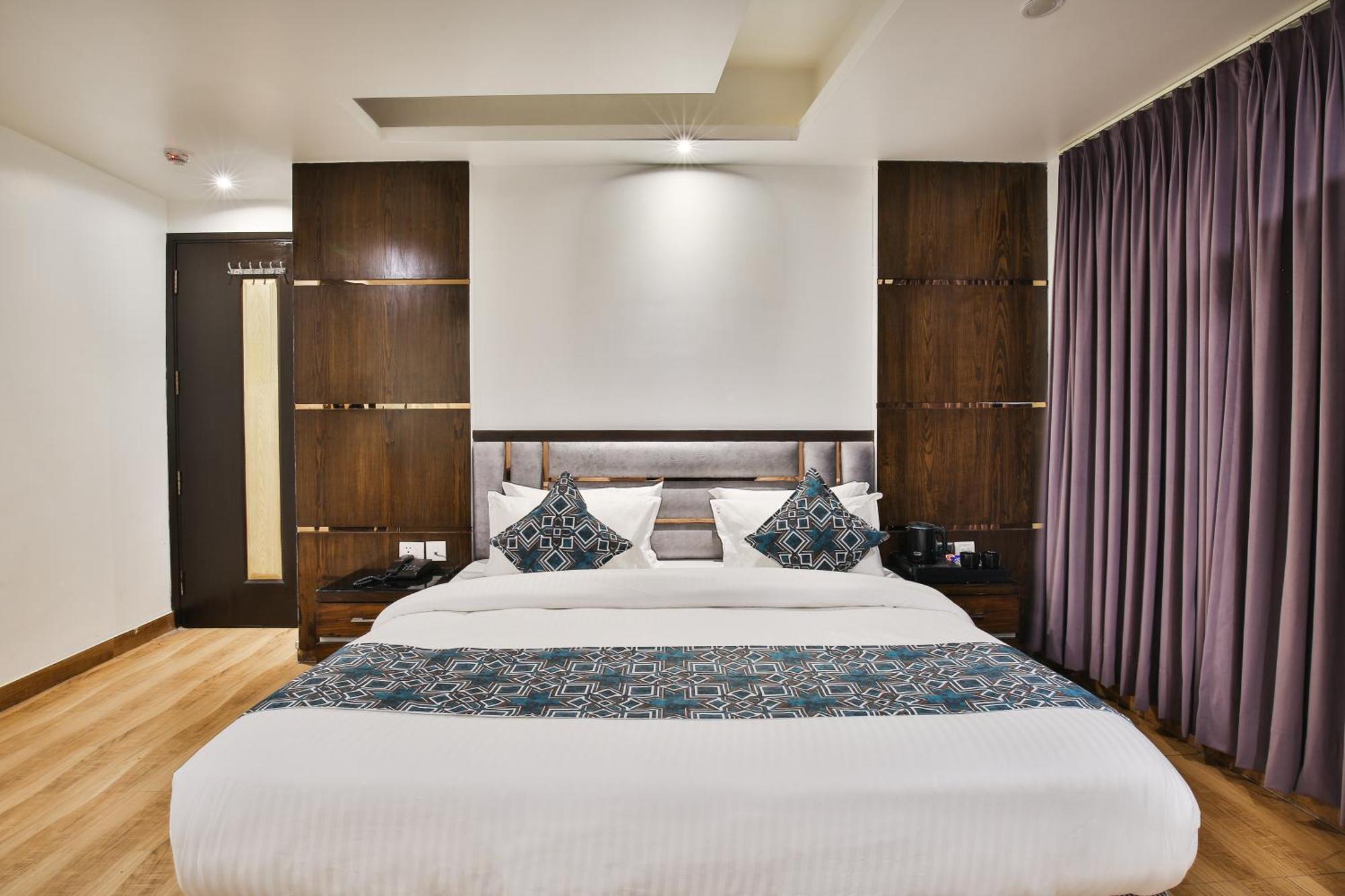 Hotel Uppal International, Near New Delhi Railway Station Kültér fotó