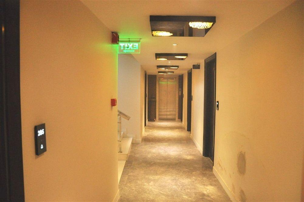 Hotel Uppal International, Near New Delhi Railway Station Kültér fotó