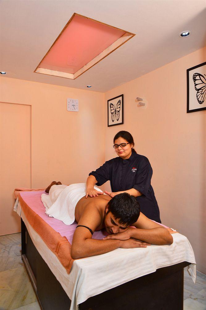 Hotel Uppal International, Near New Delhi Railway Station Kültér fotó