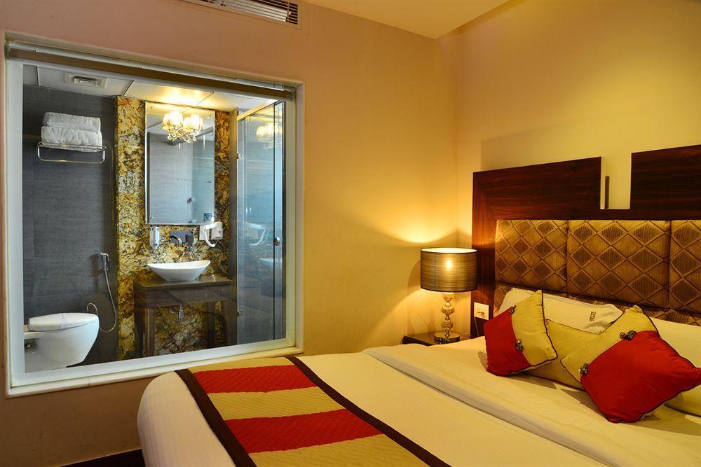 Hotel Uppal International, Near New Delhi Railway Station Kültér fotó