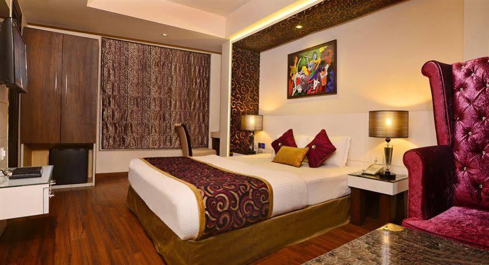 Hotel Uppal International, Near New Delhi Railway Station Kültér fotó